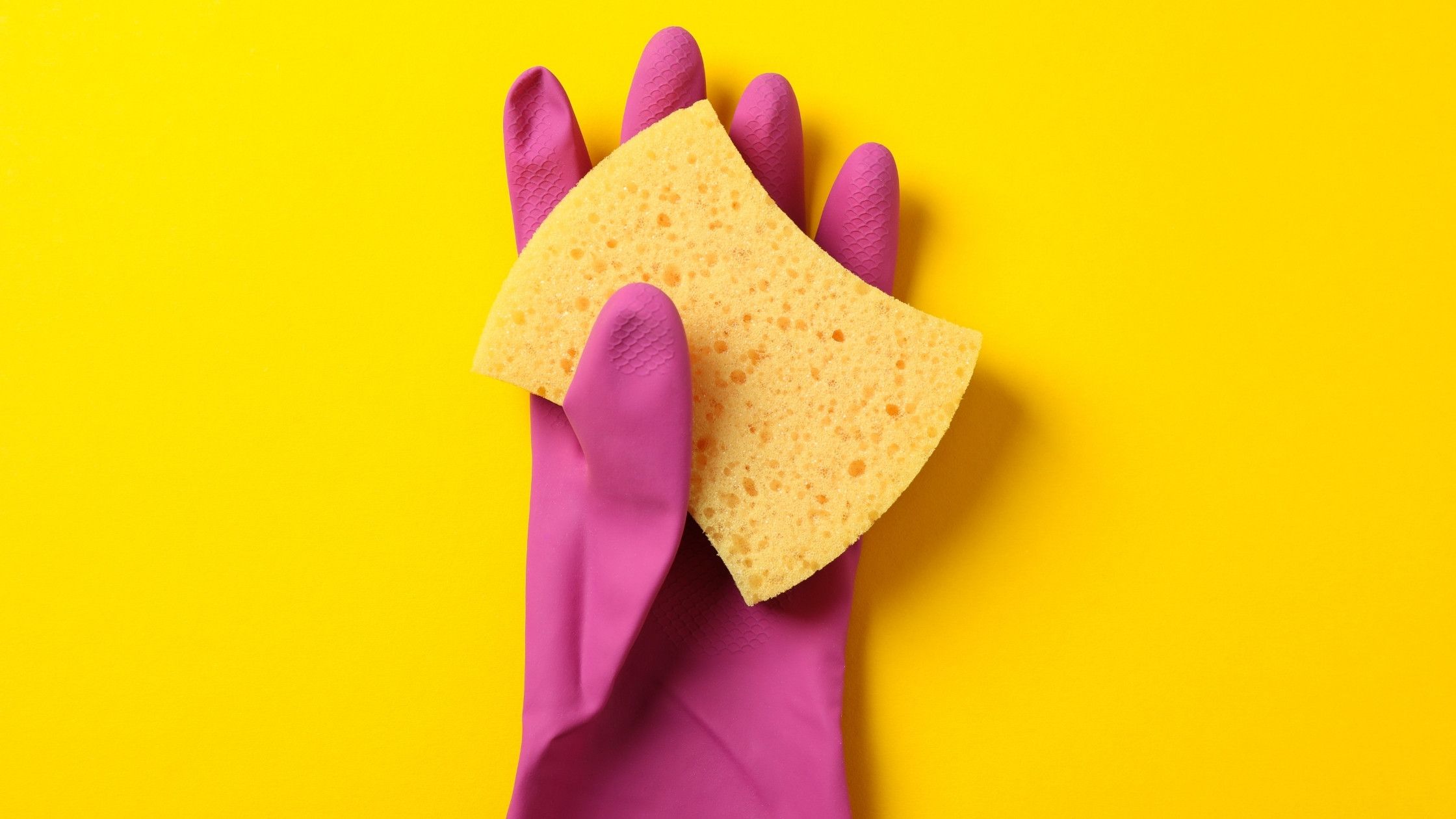 cleaning glove with sponge